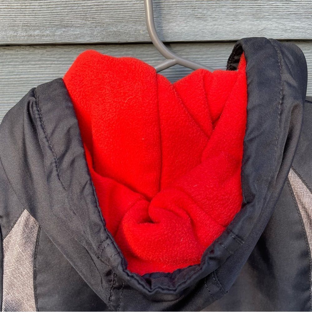 Carters Boys black gray and red zip up winter coat 4T - Picture 7 of 9